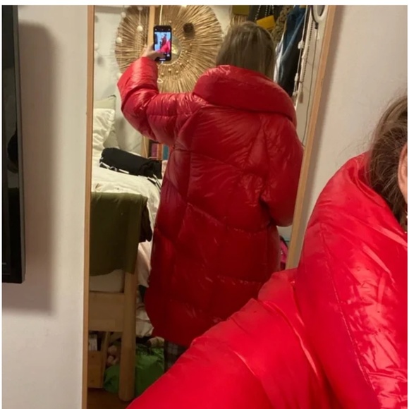 Oversized Sub-0 Red Puffer Blanket Jacket 90% Down Jacket Coat - Small - Picture 5 of 6